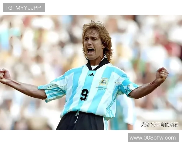 央视提名的足球明星背后的故事与成就揭秘