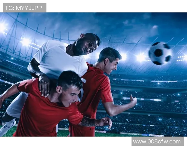 泰国足球明星海报图展示了他们的激情与梦想，激励无数年轻球员追逐足球梦想